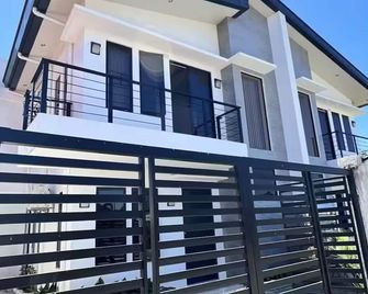 Escape 2 tranquility at its best - Dasmariñas City - Toà nhà