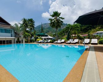 Serenity Lakeside Resort - Kathu - Pool