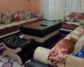Apartment In Arena Beach 2 High Range Tourist Complex - Martil - Living room