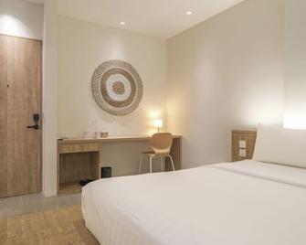 Teduh Simatupang - Yakarta - Habitación