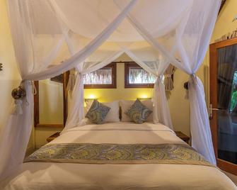 Scallywags Beach Club - Pemenang - Makuuhuone