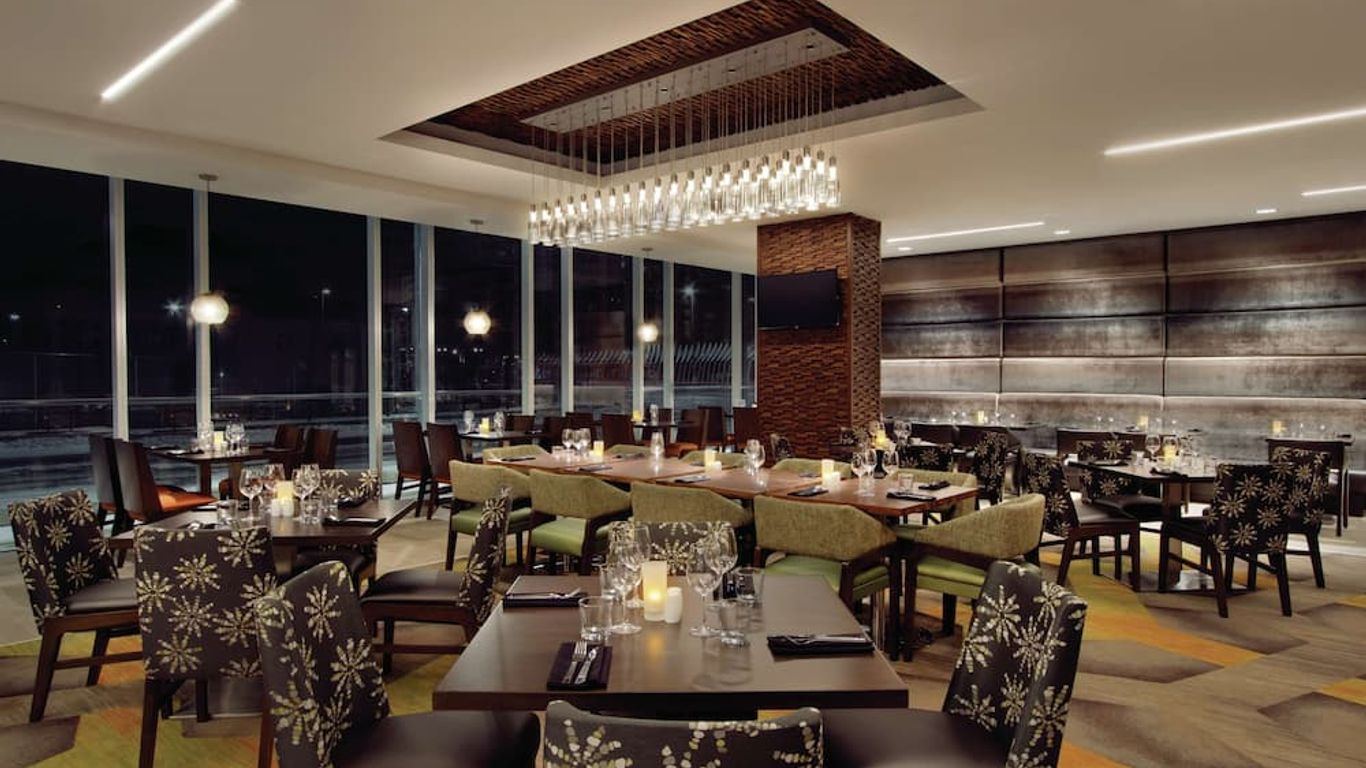 Homewood Suites by Hilton Calgary Downtown