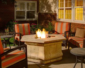 Residence Inn Richmond Northwest - Richmond - Patio