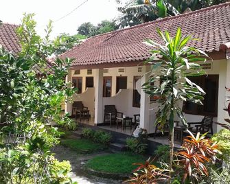 Indah Homestay and Cooking classes - Senggigi - Patio