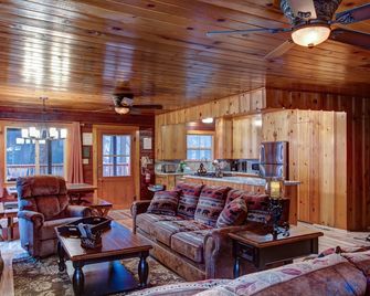 Our Yosemite Getaway - Wawona - Sala de estar