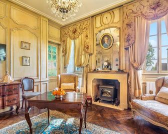 Logement d'exception dans le Château de Lacypierre - Saint-Crépin-et-Carlucet - Sala de estar