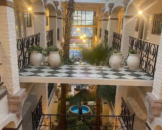 Hotel Gya Express - Aguascalientes - Building