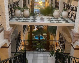 Hotel Gya Express - אגואסקליאנטס - בניין