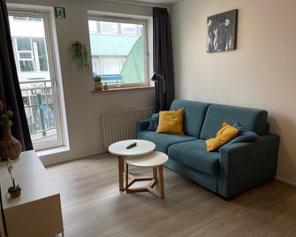 Saga Apartments Akureyri - Akureyri - Pokój dzienny