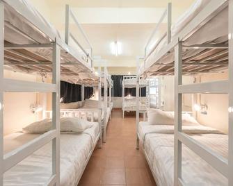 Beds Friends Phi Phi Hostel - Party Hostel - קופיפי - חדר שינה