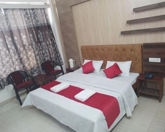 Hotel Ishan - Katra - Bedroom