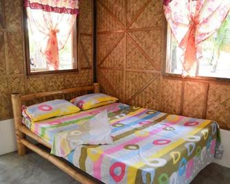 Sablayan Paraiso Beach Resort - Buenavista - Habitación