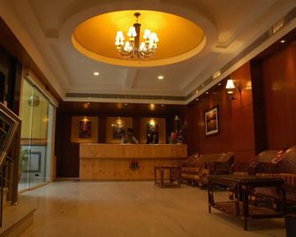 Hotel Woodland - Pathānkot