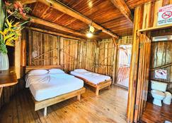 Don Jon's Surf and Yoga Lodge - Santa Teresa - Chambre