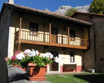 El Jermoso - Posada de Valdeón - Building