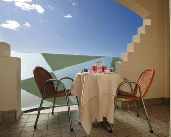 Hotel Stella Marina - San Vincenzo - Balkon