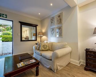 Sheppard Boutique Hotel - נלספרייט - סלון