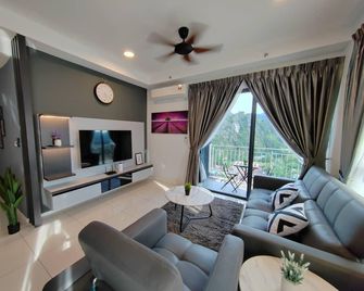 Ipoh Sunway Onsen Themepark Suite 6-11pax 2parkin - Ulu Kinta - Sala de estar