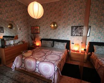 Villa just a few kilometers from the sea - San Giovanni Teatino - Camera da letto