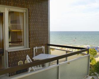 Hotel President - Alba Adriatica - Balcony