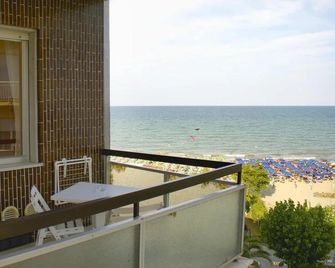 Hotel President - Alba Adriatica - Balkón