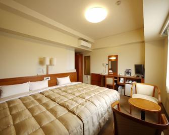 Hotel Route Inn Chiryu - Chiryū - Habitación