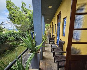 Blue Pillars Kandy - Kandy - Patio