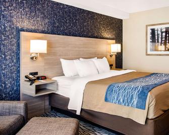 Comfort Inn Aeroport Dorval - Dorval - Habitación