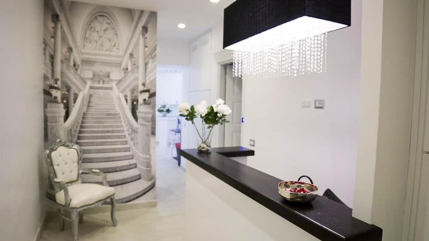 Roman Holidays Boutique Hotel