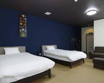 White Beach Inn Ishikawa - Uruma - Habitación