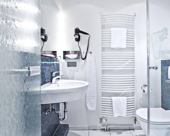 Ringhotel Ahrensburg - Ahrensburg - Bathroom