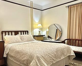 Royal Hotel Sydney - Sydney - Bedroom