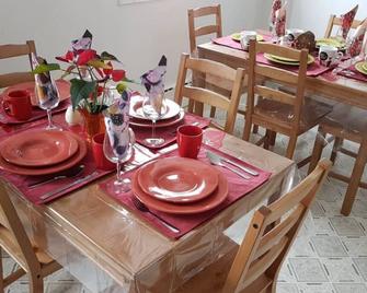 Crest View Guest House - Crest View Guest House - Superior Room F04 - Chapleau - Restaurante