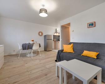 Le Easy Cosy - Jolie Studio à 25min de Paris - Savigny-le-Temple - Salon
