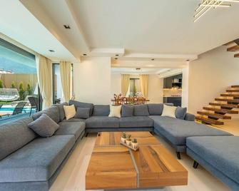 La Marbella Villa - Fethiye - Living room