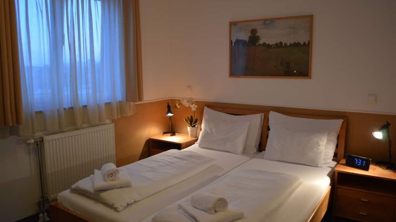 هوتل دوناوشتات كاجران