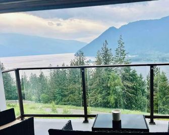 Best Views in All of Sicamous! - Sicamous - Balcony