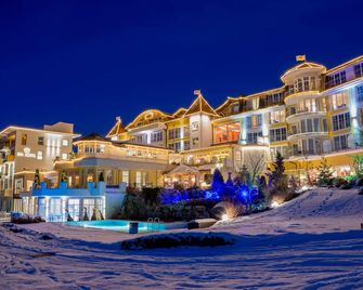 Relaxzimmer - Hotel Panorama Royal 4s - Bad Häring - Gebäude