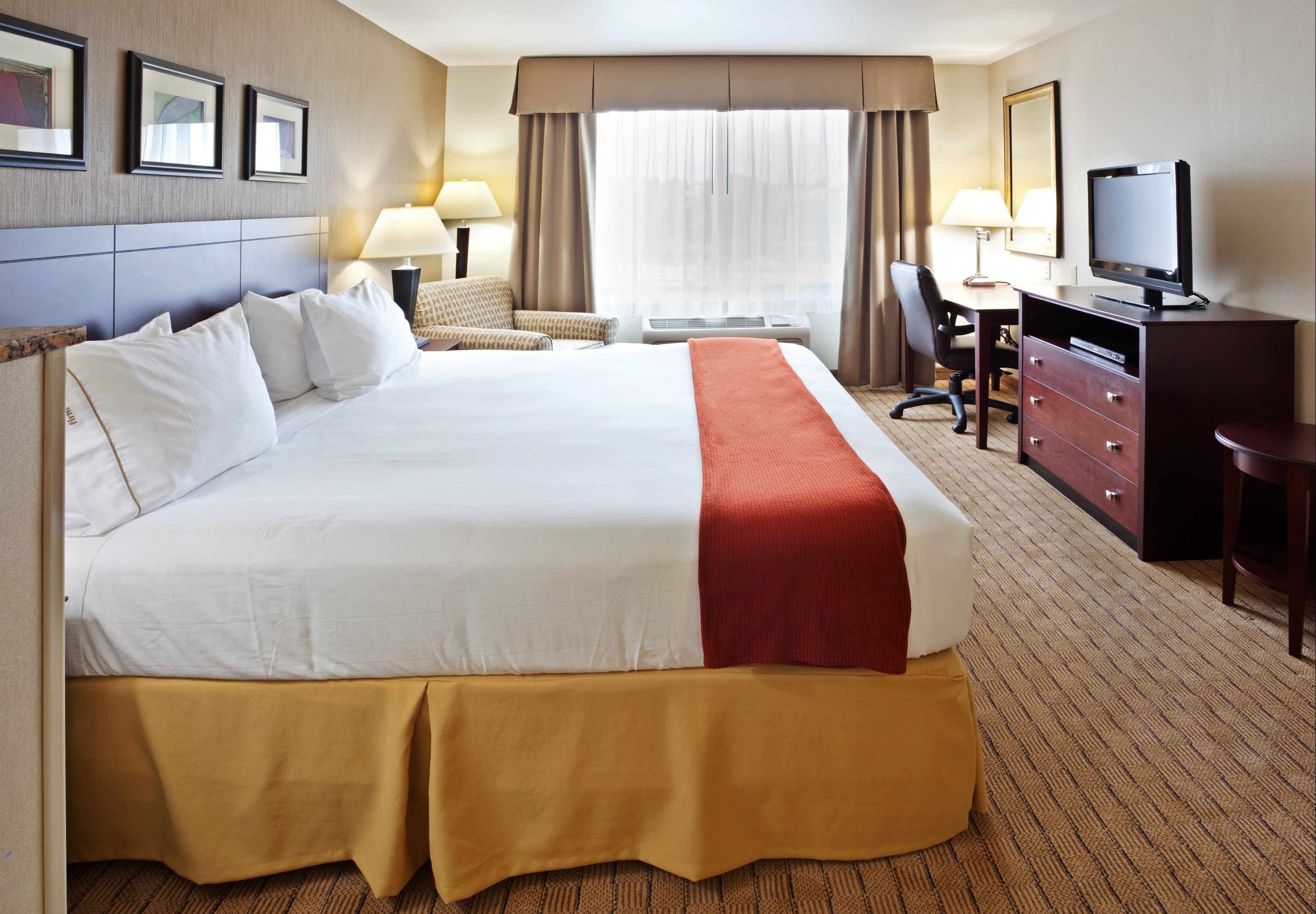 Holiday Inn Express & Suites Vancouver Mall/Portland Area By IHG - ואנקובר - חדר שינה