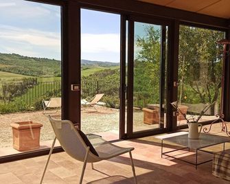 Agriturismo Casa Greppo - Il Mandorlo - San Venanzo - Balcony