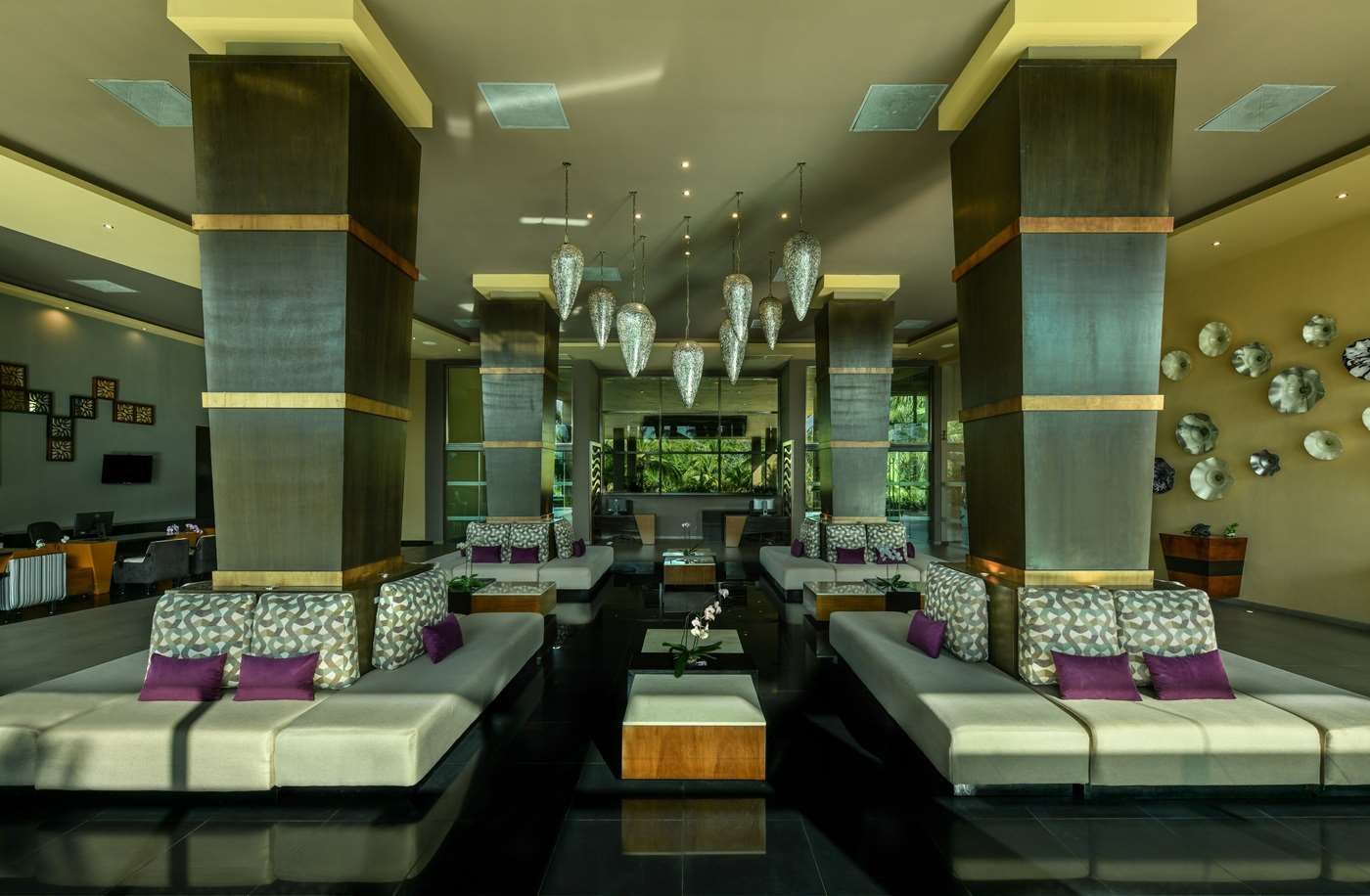 جينريشنز ريفييرا مايا فاميلي ريزورت كاتاماران، ووتر بارك، آنش ال آند مور امن كلخدفات