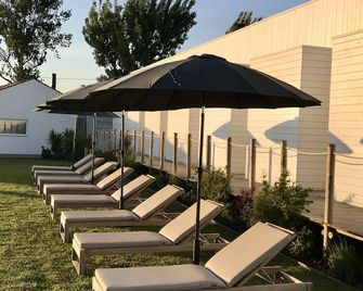 Tijosa Eco-House Camp - Ovar - Патіо