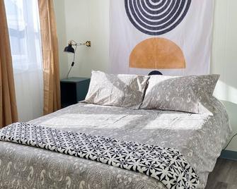 Suite 104 | 2 Bed / 2 Bath + Living & Kitchen , Charming Sault Ste. Marie Suite - Sault Ste. Marie - Bedroom