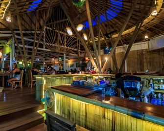 Marine House - Ko Phi Phi - Bar