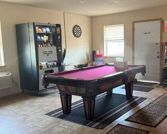 Northern Lights Lodge - Watford City