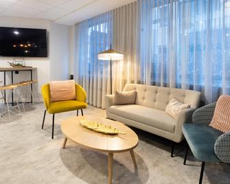 Garner Hotel Cologne - Engelbertz By IHG - Köln - Wohnzimmer