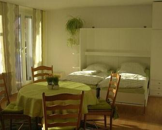 Ferienwohnung Andrea Kühlein - Zirndorf - Schlafzimmer