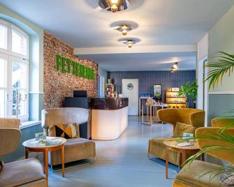 Stuckhotel Fettehenne - Ratingen - Rezeption