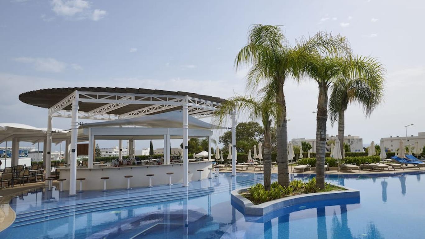 صن رايز أواسيس هوتل آند ووتربارك