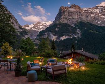 Sunstar Hotel Grindelwald - Grindelwald - Patio